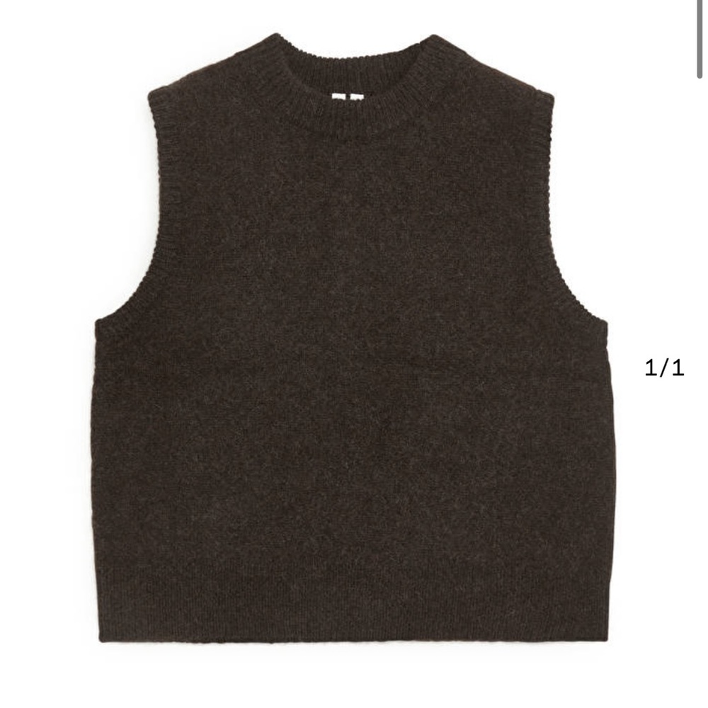 Arket brown Alpaca sweater vest XS
